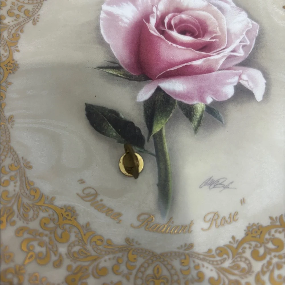 Princess Diana Radiant Rose Collector Plate with music box England